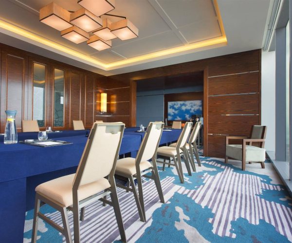 220j0f0000007i6iae3f2 W 1600 1200 Q70